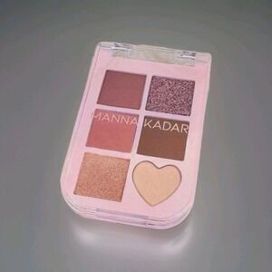 Manna Kadar Pink Mirage Eyeshadow Compact 0.14 New Sealed